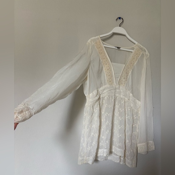 J. Jill Romantic Floral Eyelet Embroidered Tunic Top - Picture 5 of 10